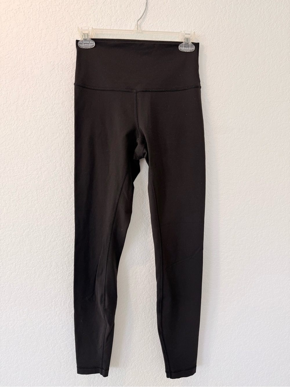 Lululemon Black High rise leggings Yoga Pants athletic workout size 6